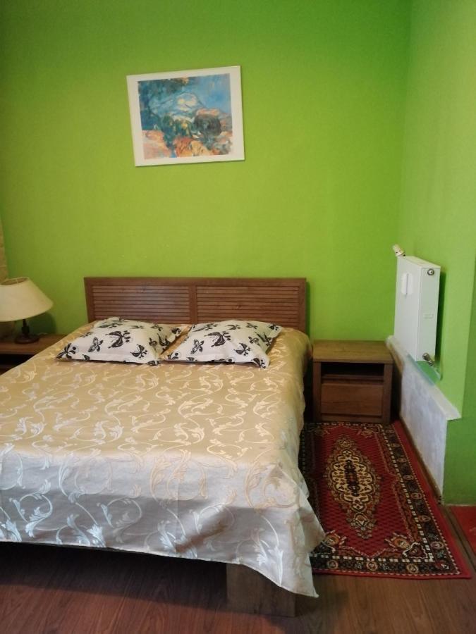 Hotel Rares Botosani Luaran gambar